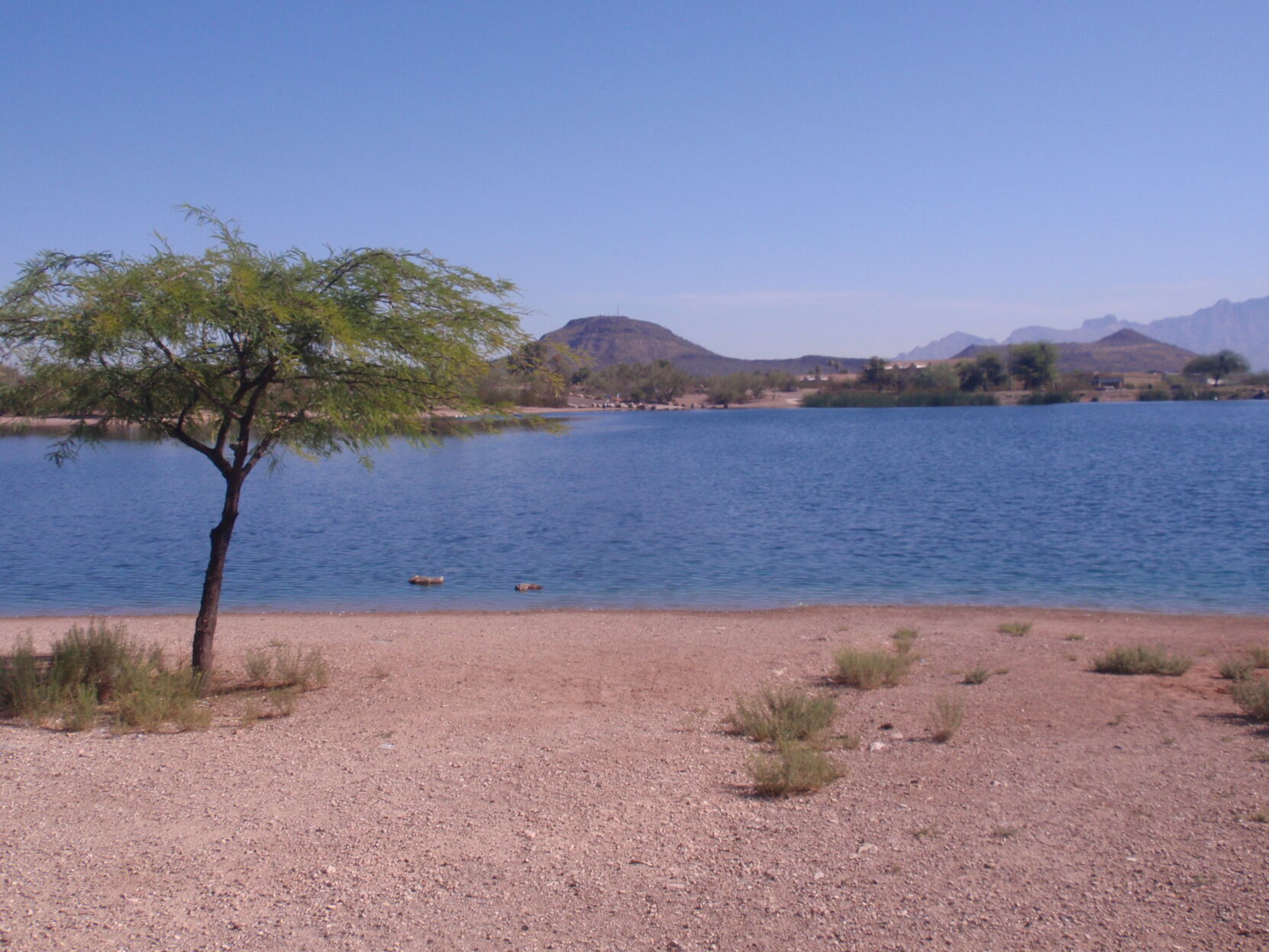 Travels with Two Sisters: Visiting watery desert oases